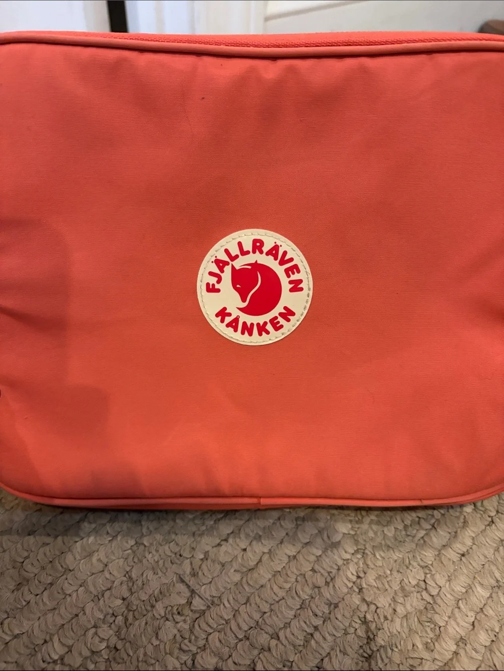 Kånken Coral Tablet Case
